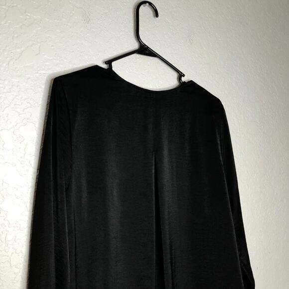 Cabi Classic Blouse black v neck ruffle trim top size Medium #3599 - Picture 11 of 14